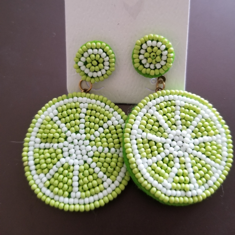 Make a wish lime earrings.